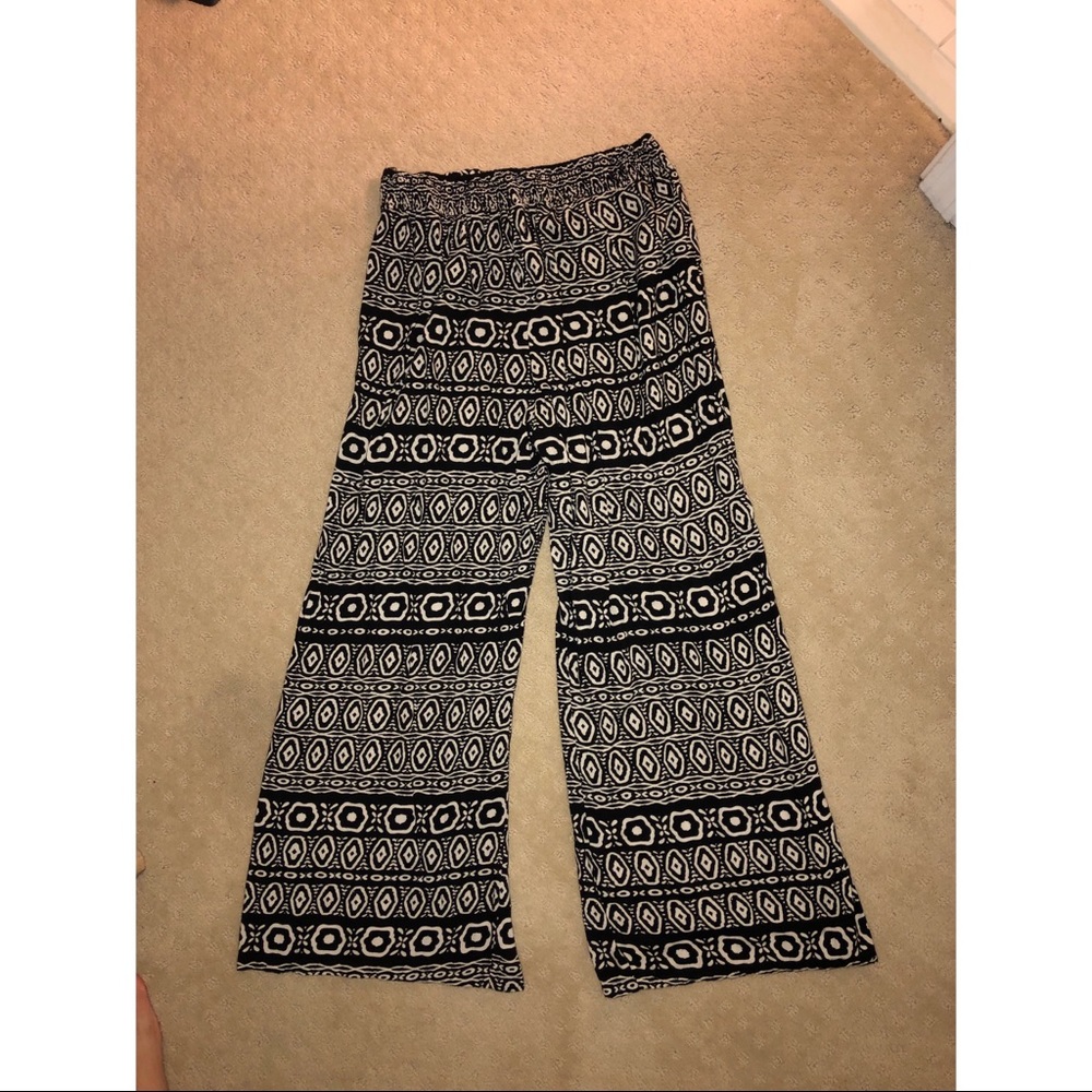Patterned “palazzo” pants
